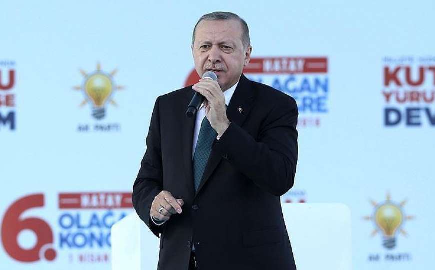 SBB: Kad bez saglasnosti vlasti mitinguje Erdogan, sutra će to uraditi i Putin